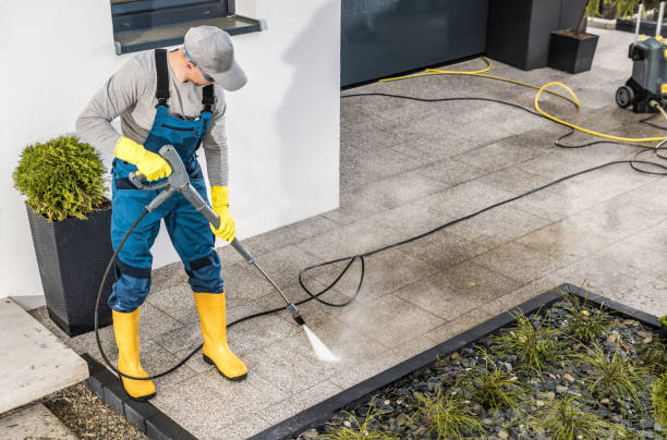 Professional Pressure Washing in August, CA